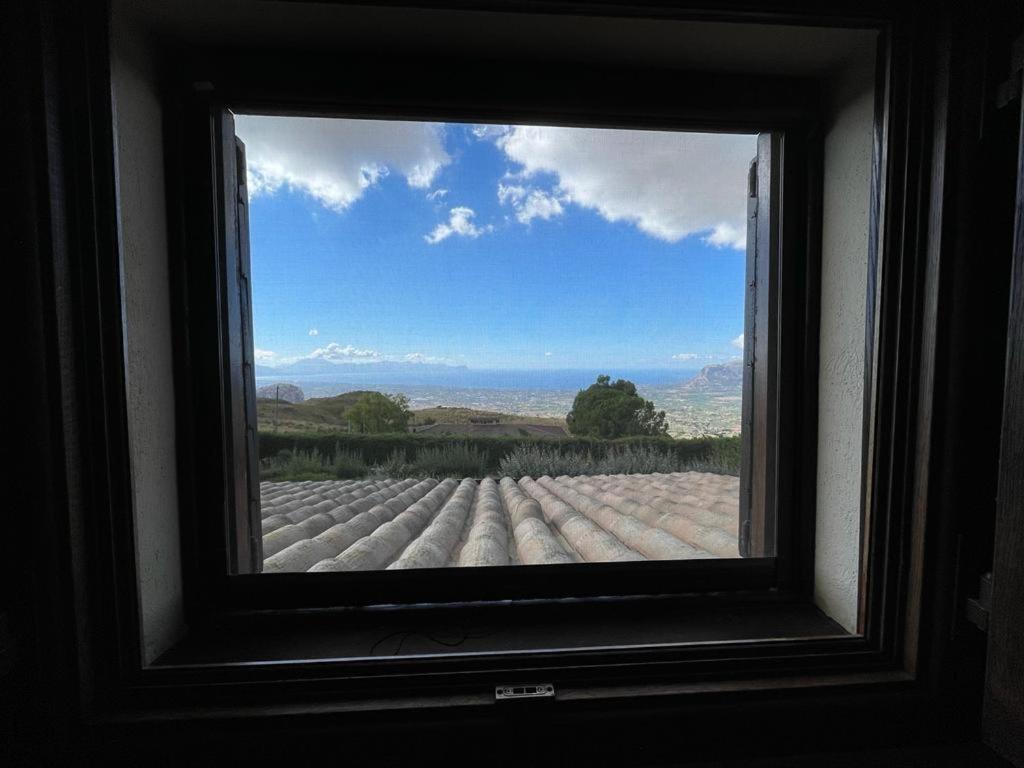 Villa Siciliana Con Piscina E Vista Panoramica Sul Mare Borgetto Eksteriør billede