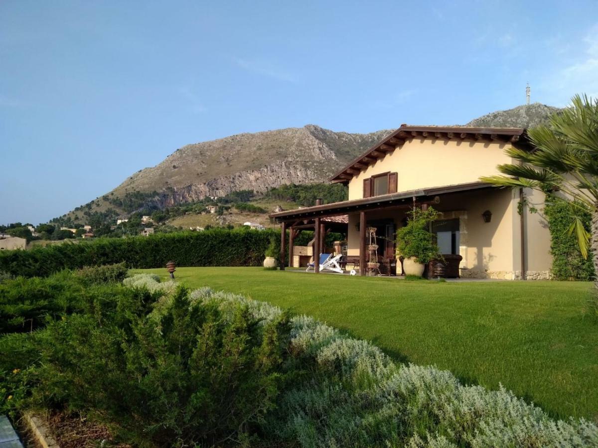 Villa Siciliana Con Piscina E Vista Panoramica Sul Mare Borgetto Eksteriør billede